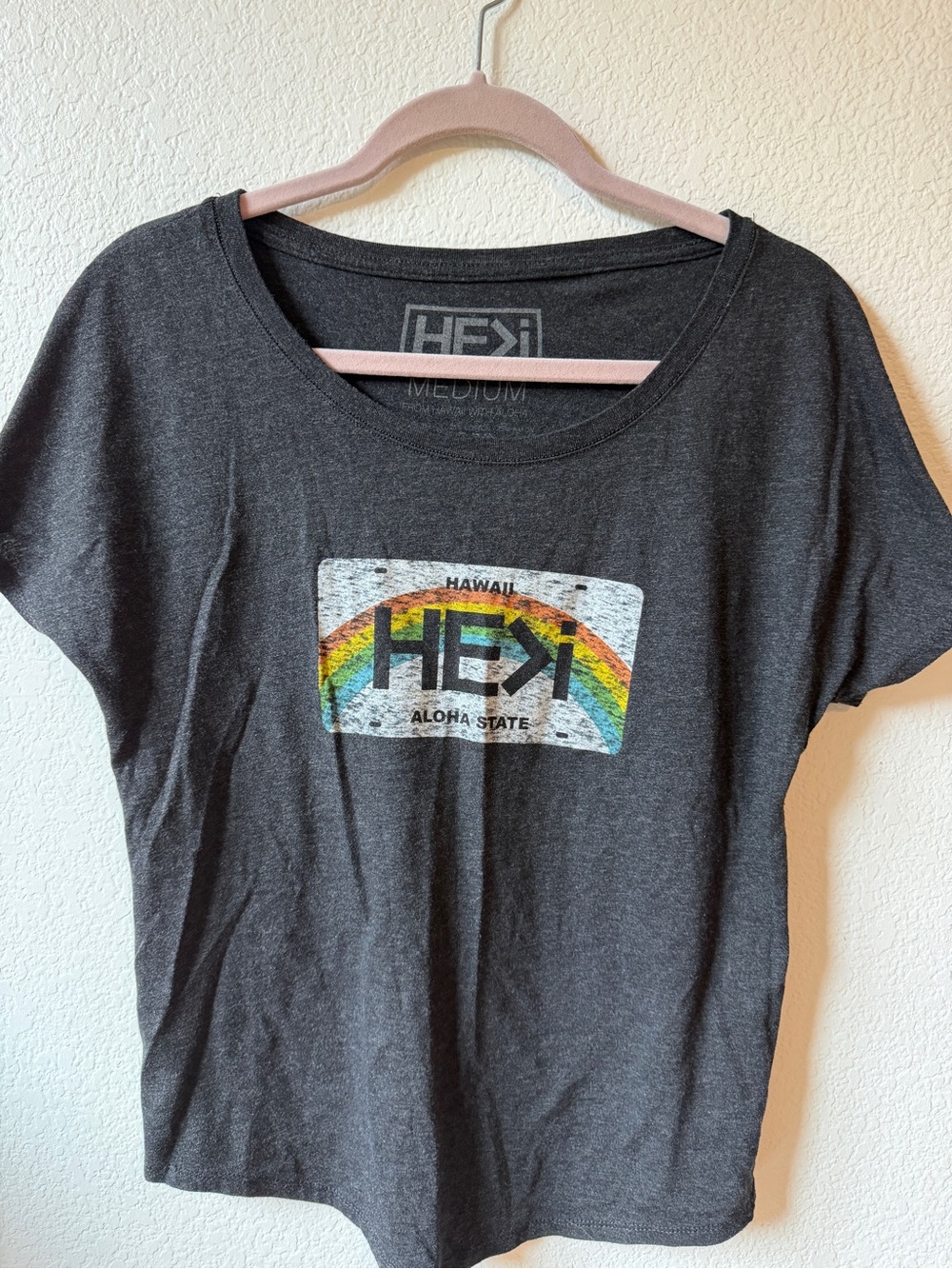 Hawaii Rainbow Logo Tee - Charcoal Gray